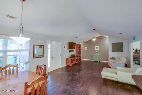 75 Bridgewater Dr, Bluffton, SC 29910 photo 5