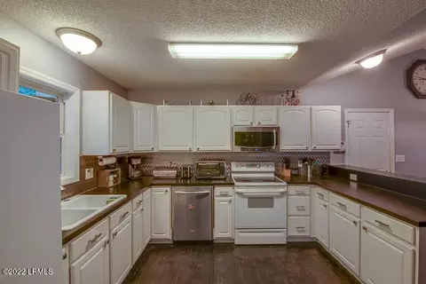 75 Bridgewater Dr, Bluffton, SC 29910 photo 7