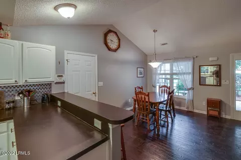 75 Bridgewater Dr, Bluffton, SC 29910 photo 9