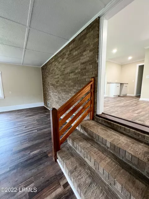 221 Sharon Ave, Hampton, SC 29924 photo 4
