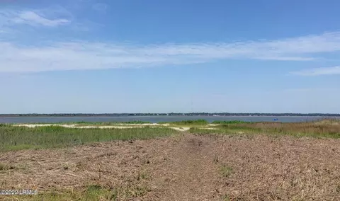 180 N Harbor Dr N, Harbor Island, SC 29920