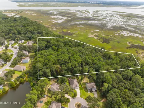 9 Little Capers Road, Lady's Island, SC 29907