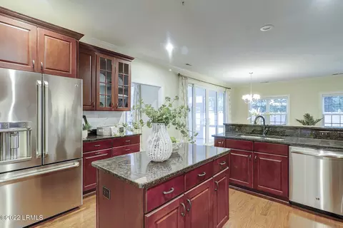 210 Medlock Pl, Bluffton, SC 29910 photo 14