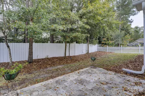 210 Medlock Pl, Bluffton, SC 29910 photo 5