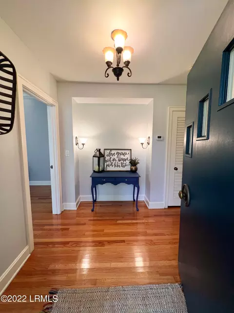 403 Willard St, Hampton, SC 29924 photo 4