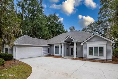 64 Winding Oak Dr, Okatie, SC 29909