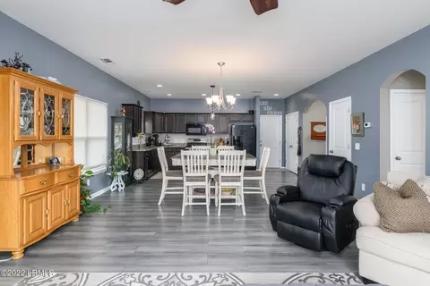 75 Running Oak Dr, Bluffton, SC 29910 photo 9
