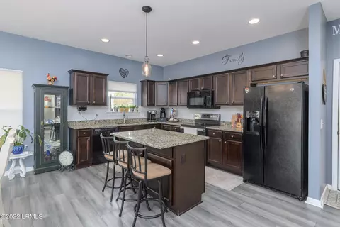 75 Running Oak Dr, Bluffton, SC 29910 photo 4