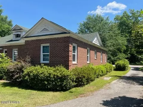 102 Main St, Hardeeville, SC 29927