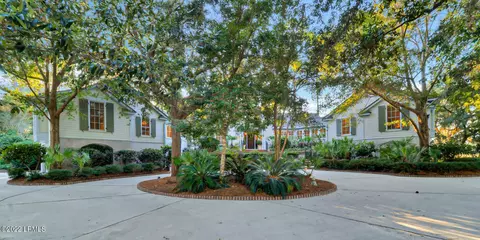 37 Combahee Rd, Hilton Head Island, SC 29928