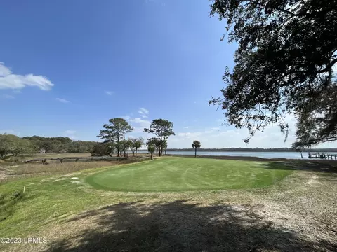 7 N Point Trl, Beaufort, SC 29907