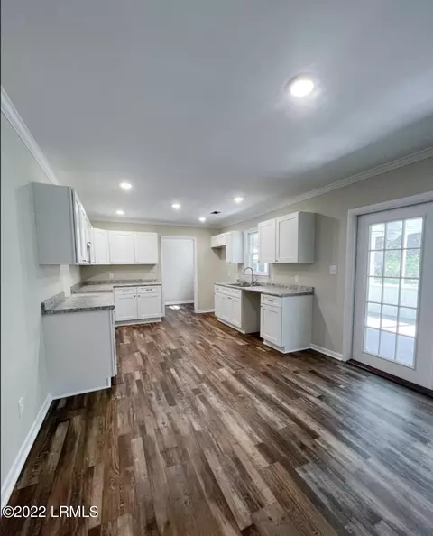 270 Wagon Wheel Rd, Hampton, SC 29924 photo 5