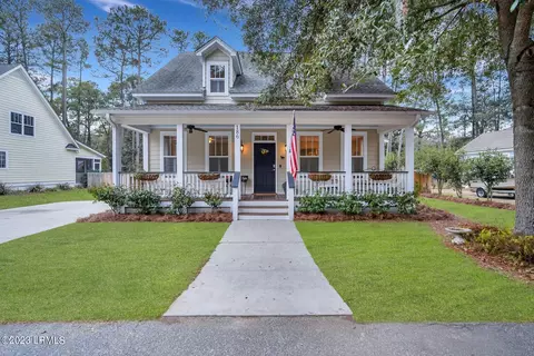 186 Brickyard Point Rd S, Beaufort, SC 29907