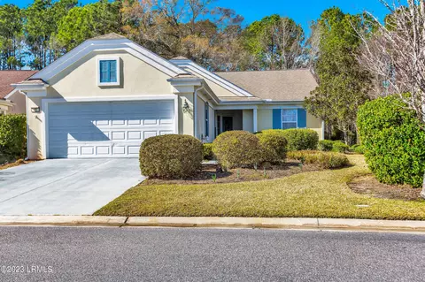 16 Candlelight Ln, Bluffton, SC 29909