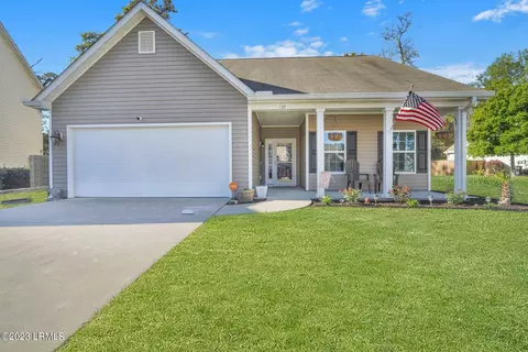 132 Glory Rd, Beaufort, SC 29906
