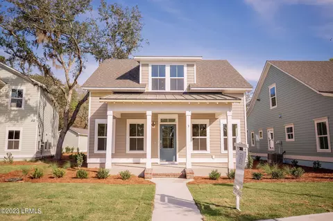 3 Middle Island St, Beaufort, SC 29907