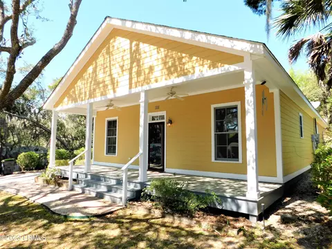 1111 Washington St, Beaufort, SC 29902