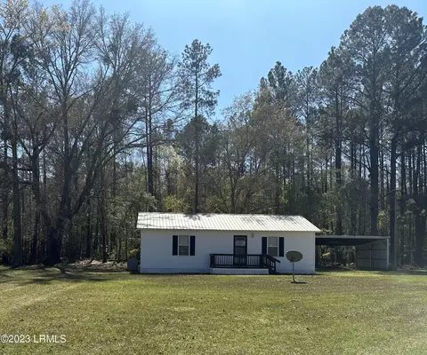 41 Forge Rd, Garnett, SC 29922