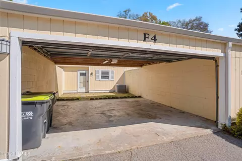 900 Brotherhood Rd #F4, Beaufort, SC 29902