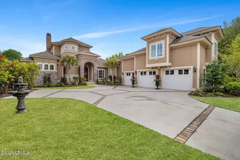 35 Normandy Ave, Bluffton, SC 29910