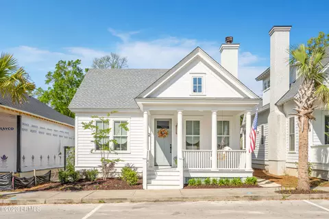 12 Hamlet Row, Beaufort, SC 29906
