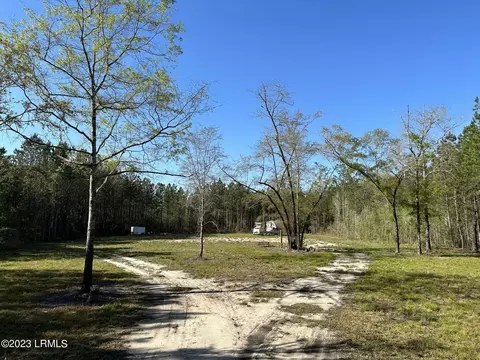 995 Sardis Rd, Ridgeland, SC 29936