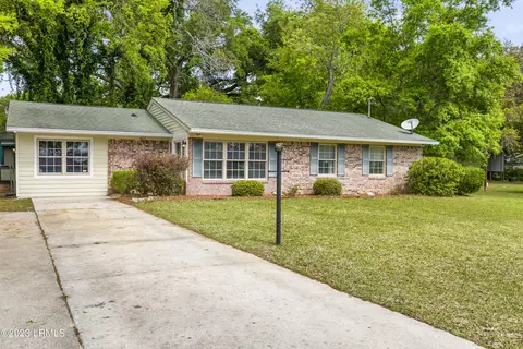 4017 Shell Point Rd, Beaufort, SC 29906