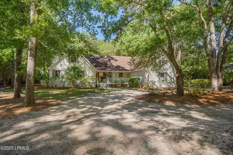 3522 Morgan River Dr N, Beaufort, SC 29907