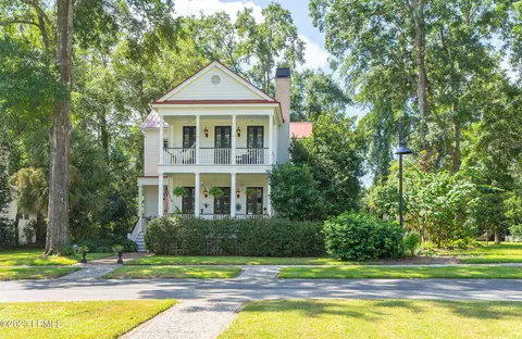 56 Wrights Point Cir, Beaufort, SC 29902
