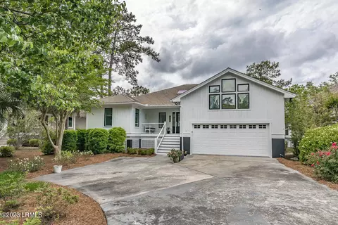 1143 Palmetto Pt, Saint Helena Island, SC 29920