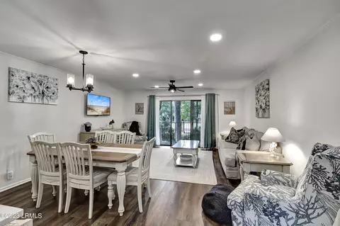 2 Wimbledon Ct #209, Hilton Head Island, SC 29928
