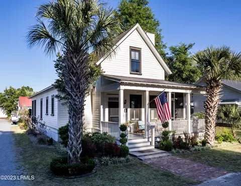 607 Adventure St, Beaufort, SC 29902