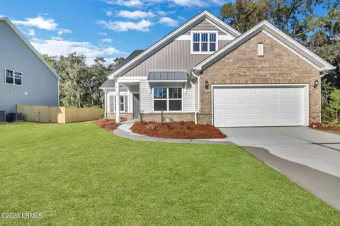 150 Thistle Ln, Beaufort, SC 29907