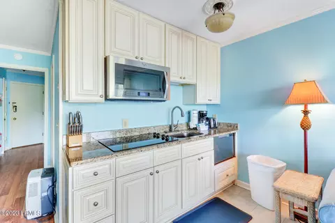23 S Forest Bch #251, Hilton Head Island, SC 29928