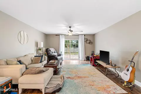 39 E Morningside Dr, Bluffton, SC 29910 photo 6