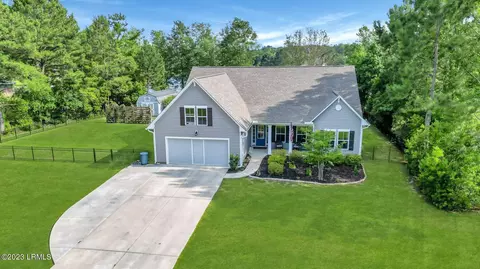 1960 Osprey Lake Cir, Hardeeville, SC 29927