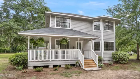 39 Mary Smalls Rd, Saint Helena Island, SC 29920