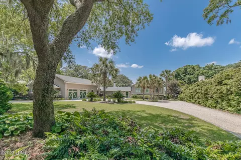 53 Sunset Blvd, Beaufort, SC 29907