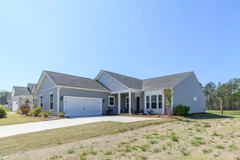 42 Carolina Oaks Ave, Bluffton, SC 29910