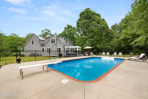 135 James Rd, Campobello, SC 29322