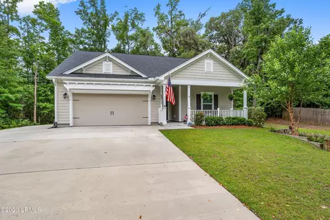 4 Flamingo Cv, Beaufort, SC 29907