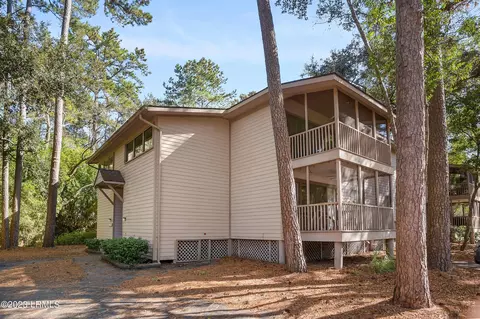 32 Three Mast Ln, Hilton Head Island, SC 29928