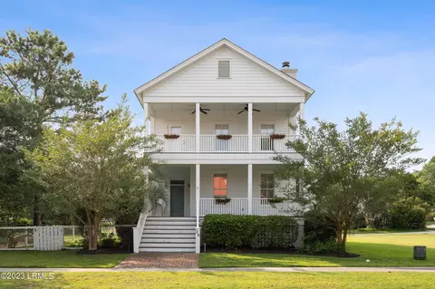 26 Petigru Dr, Beaufort, SC 29902