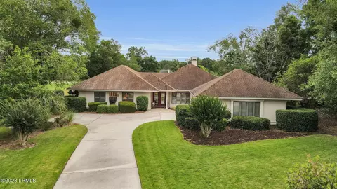 8 Catalina Ct, Hilton Head Island, SC 29926