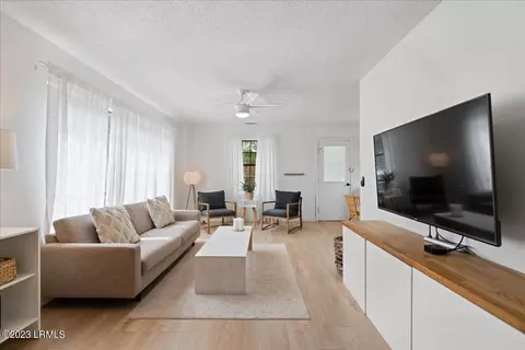 1510 Sycamore St, Beaufort, SC 29902