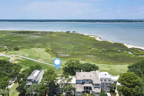 19 Mizzenmast Ct, Hilton Head Island, SC 29928