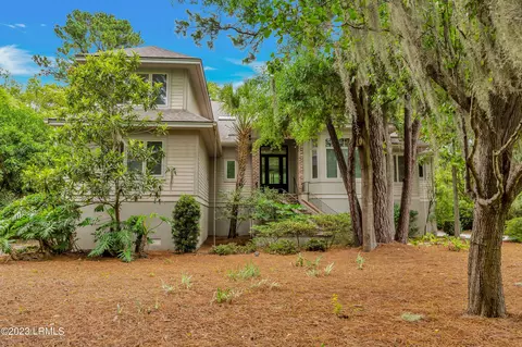 25 Ridgewood Ln, Hilton Head Island, SC 29928