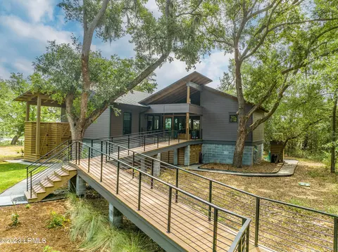 332 Fripp Point Rd, Saint Helena Island, SC 29920