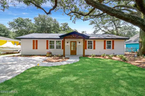12 Oleander St, Hilton Head Island, SC 29928
