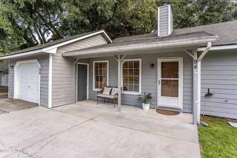 94 Possum Hl, Beaufort, SC 29906